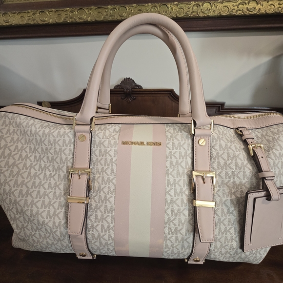 Michael Kors Beige and Pink Travel Bag - Picture 1 of 8